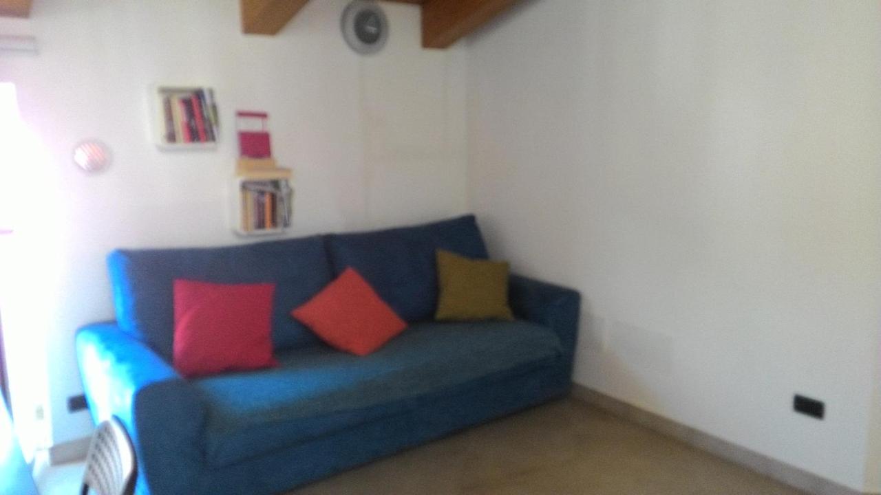 Casa Vacanze The Flea'S Home Fondi Esterno foto